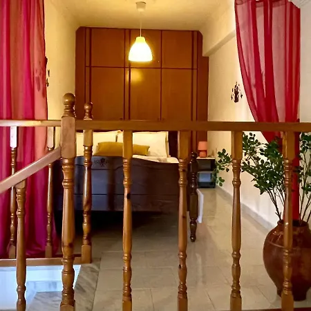 Apartman Roumatsali - Hidden 2br Historical Gem *