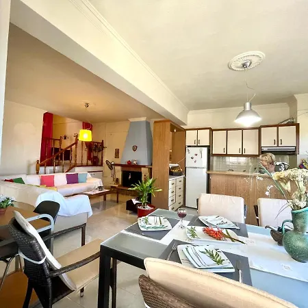 アパート Roumatsali - Hidden 2br Historical Gem