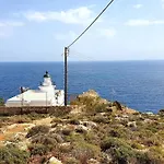 Roumatsali - Hidden 2br Historical Gem דירה *