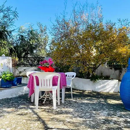 Roumatsali - Hidden 2br Historical Gem * Hanya