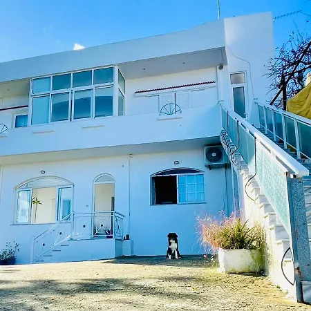 Daire Roumatsali - Hidden 2br Historical Gem